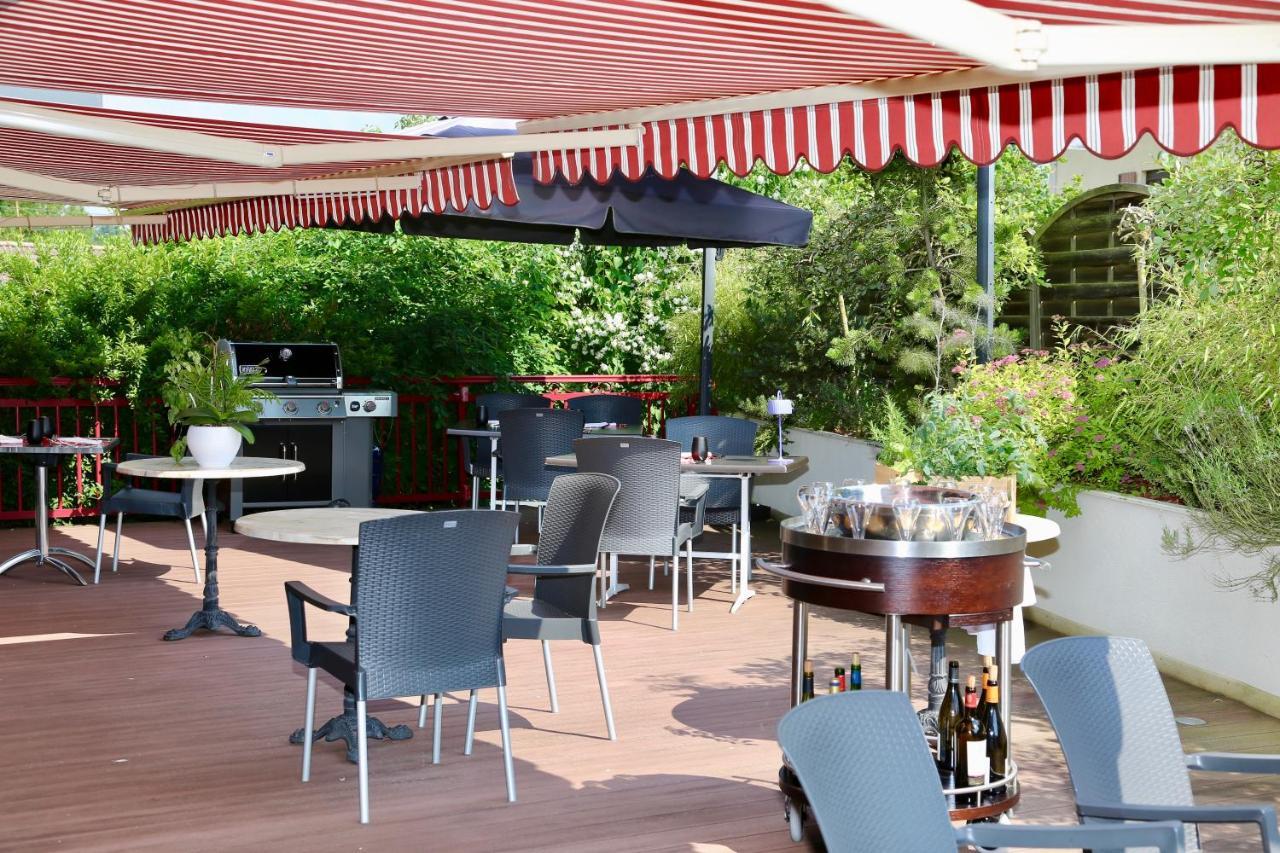 Relais Vosgien - Hotel Restaurant "La Table De Sophia" Saint-Pierremont  Buitenkant foto
