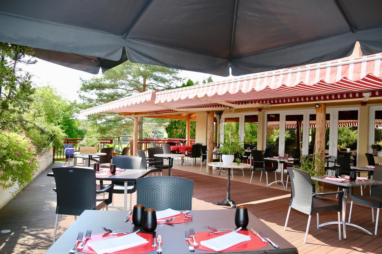 Relais Vosgien - Hotel Restaurant "La Table De Sophia" Saint-Pierremont  Buitenkant foto